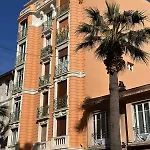 Nouveau ! Au Centre De Juan, Climatise Renove Confort A 2 Minutes Des Plages *