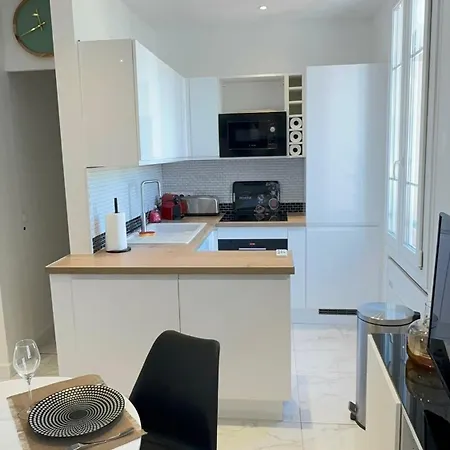 Nouveau ! Au Centre De Juan, Climatise Renove Confort A 2 Minutes Des Plages 아파트