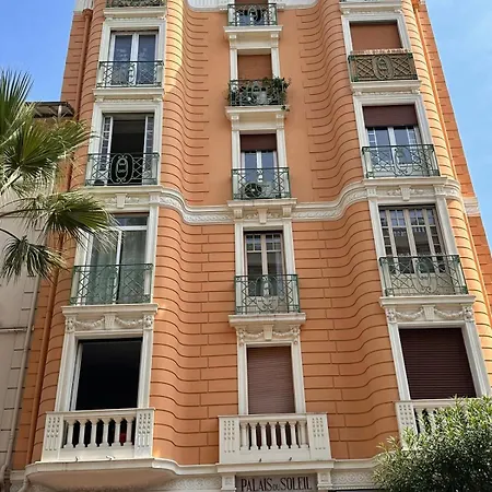 Διαμέρισμα Palais Du Soleil Dans Un Immeuble Art Deco Αντίμπ